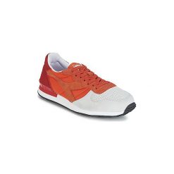 Buty Diadora CAMARO DOUBLE II. Czerwone trampki męskie Diadora, bez wzorów, bez zapięcia. Za 295,20 zł.