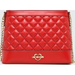 Love Moschino - Torebka. Czerwone torebki klasyczne damskie marki Love Moschino, w paski, z materiału, na ramię, średnie, pikowane. Za 679,90 zł.