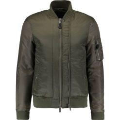 Kurtki męskie bomber: AllSaints BELLEVUE Kurtka Bomber khaki green