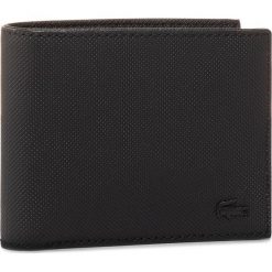 Duży Portfel Męski LACOSTE - S Billfold NH2308HC Black 000. Czarne portfele męskie Lacoste, bez wzorów, ze skóry ekologicznej. W wyprzedaży za 229,00 zł.