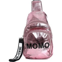Różowy Plecak Come From Now. Różowe plecaki damskie Born2be, z nadrukiem. Za 34,99 zł.