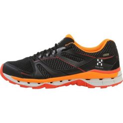 Haglöfs OBSERVE GT SURROUND MEN Obuwie hikingowe true black/habanero. Czarne buty trekkingowe męskie marki Haglöfs, z tworzywa sztucznego, outdoorowe. Za 719,00 zł.