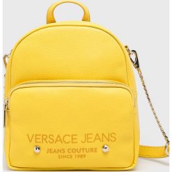 Versace Jeans - Plecak. Żółte plecaki damskie Versace Jeans, bez wzorów, z jeansu. W wyprzedaży za 479,90 zł.