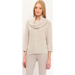 SWETER GOLF DŁUGI RĘKAW DAMSKI LUŹNY, KLASYCZNY. Szare swetry oversize damskie Top Secret, na jesień. Za 69,99 zł.