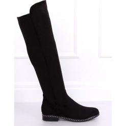 Kozaki damskie oficerki czarne H305 Black. Czarne kozaki damskie ButyModne, z tkaniny, bez obcasa, na obcasie, na zamek. W wyprzedaży za 149,00 zł.