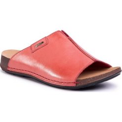 Klapki GO SOFT - WI21-CORSA-02 Red. Czerwone klapki damskie GO SOFT, bez wzorów, ze skóry, bez obcasa. Za 99,99 zł.