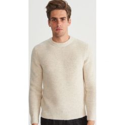 Sweter - Kremowy. Białe swetry klasyczne męskie marki Reserved, l. Za 159,99 zł.