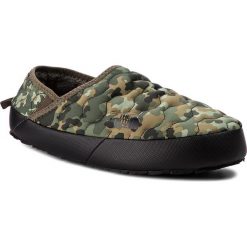 Kapcie THE NORTH FACE - Thermoball Traction Mule IV T9331E5QU Termac Green Macrofleck Print/Tumbleweed Green. Zielone kapcie męskie marki The North Face, z materiału. W wyprzedaży za 159,00 zł.