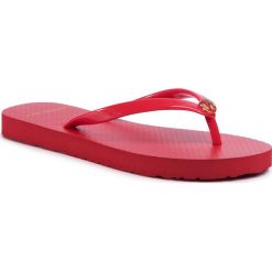 Japonki TORY BURCH - Solid Thin Flop-Pvc Eva 47405 Brillian Red 512. Czerwone klapki damskie Tory Burch, bez wzorów, z tworzywa sztucznego, bez obcasa. Za 249,00 zł.