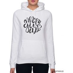Bluza damska. NEVER GIVE UP. Szare bluzy damskie Pakamera, z nadrukiem, bez rękawów, z kapturem. Za 119,00 zł.