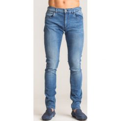 Niebieskie jeansy slim fit Trussardi. Niebieskie jeansy męskie Trussardi Jeans, m, bez wzorów. Za 271,60 zł.