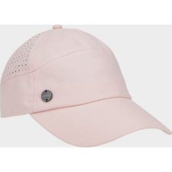 Czapka damska CAD602 - pudrowy koral - Outhorn. Czapki damskie Outhorn, bez wzorów. Za 39,99 zł.