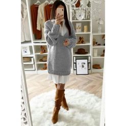 Sweter damski SAGRA GREY. Szare bluzy damskie Sweter damski SAGRA GREY, uniwersalny, bez wzorów. W wyprzedaży za 99,00 zł.