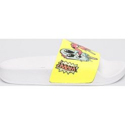 TheWhiteBrand - Klapki dziecięce. Żółte sandały chłopięce TheWhiteBrand, z gumy. W wyprzedaży za 69,90 zł.
