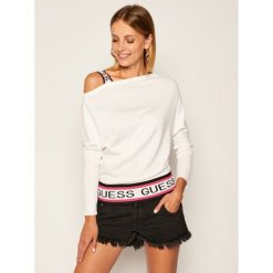 Sweter Guess Giorgia W0YR0B Z2G40. Białe swetry damskie Guess, xs, z aplikacjami, klasyczne, bez rękawów, bez kaptura. Za 419,00 zł.