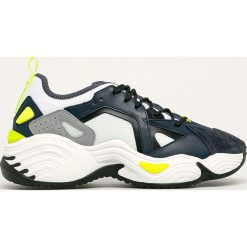 Emporio Armani - Buty. Białe sneakersy męskie Emporio Armani, ze skóry, na sznurówki. W wyprzedaży za 999,90 zł.