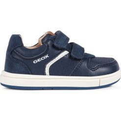 Geox tenisówki chłopięce TROTTOLA B0243A_08522_C4002 23 ciemnoniebieski. Niebieskie buty chłopięce sportowe Geox, ze skóry, bez zapięcia. Za 259,00 zł.