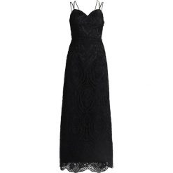 Chi Chi London KIANA Suknia balowa black. Czarne sukienki damskie marki Chi Chi London, bez wzorów, z poliesteru, wizytowe, bez kołnierzyka, bez rękawów. W wyprzedaży za 343,20 zł.