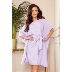 Kristi sukienka motyl - jasny wrzos. Niebieskie sukienki damskie numoco, s, bez wzorów, z elastanu, bez kołnierzyka, bez rękawów. Za 159,90 zł.