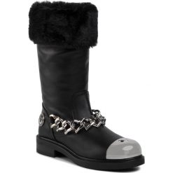 Kozaki LOVE MOSCHINO - JA24113H08JFY000 Nero. Czarne kozaki damskie Love Moschino, ze skóry, bez obcasa, na obcasie, bez zapięcia. W wyprzedaży za 769,00 zł.
