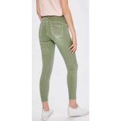 Answear - Jeansy. Białe jeansy damskie skinny marki ANSWEAR, s, z elastanu. W wyprzedaży za 79,90 zł.