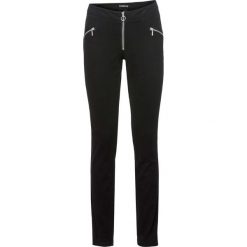 Spodnie Skinny bonprix czarny. Czarne rurki damskie marki bonprix, w kolorowe wzory. Za 89,99 zł.