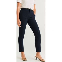 Mango - Spodnie Boreal. Niebieskie spodnie damskie Mango, w paski, z elastanu, casualowe. Za 119,90 zł.