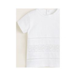 Mango Kids - Top dziecięcy Gilda 80-104 cm. Białe bluzki dziewczęce Mango Kids, z aplikacjami, z bawełny, z okrągłym kołnierzem, z krótkim rękawem, krótkie, bez kaptura. Za 49,90 zł.