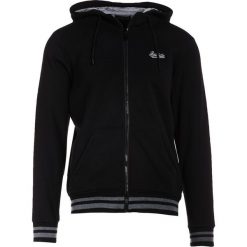 Czarna Bluza Sylitea. Czarne bluzy męskie Born2be, xl, bez wzorów, bez kołnierzyka, bez rękawów, bez kaptura. Za 79,99 zł.