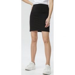 Czarna Spódnica Aroanisse. Czarne spódniczki damskie Born2be, s, bez wzorów, z dzianiny, sportowe, mini, sportowe. Za 54,99 zł.