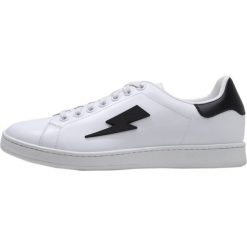 Trampki męskie: Neil Barrett THUNDERBOLT TENNIS Tenisówki i Trampki white/black