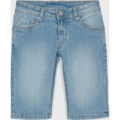 Pepe Jeans - Szorty dziecięce Becket 128-180 cm. Niebieskie spodenki chłopięce Pepe Jeans, bez wzorów, z elastanu, casualowe. W wyprzedaży za 139,90 zł.