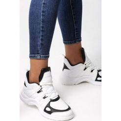 Białe Sneakersy Vallis. Białe buty sportowe damskie Born2be. Za 99,99 zł.