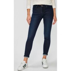 Lee - Jeansy Scarlett. Niebieskie jeansy damskie skinny marki Lee, l, z elastanu. W wyprzedaży za 259,90 zł.