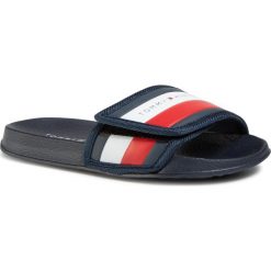 Klapki TOMMY HILFIGER - Maxi Velcro Pool Slide T3B0-30761-0739 S Blue 800. Niebieskie sandały chłopięce TOMMY HILFIGER, ze skóry ekologicznej, bez zapięcia. W wyprzedaży za 139,00 zł.