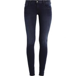Le Temps Des Cerises PULP Jeans Skinny Fit blue. Czarne boyfriendy damskie Le Temps Des Cerises. W wyprzedaży za 300,30 zł.