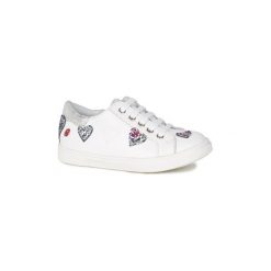Buty Dziecko GBB ASTOLA. Białe trampki dziewczęce GBB, bez wzorów, bez zapięcia. Za 329,00 zł.