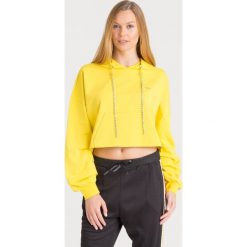 BLUZA LIU JO SPORT. Żółte bluzy sportowe damskie Liu Jo Sport, s, z aplikacjami, z elastanu, z krótkim rękawem, krótkie, z kapturem. Za 384,30 zł.