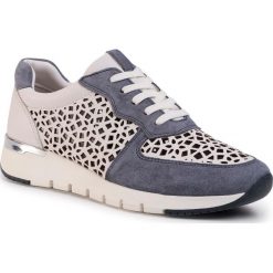 Sneakersy CAPRICE - 9-23504-34 White/Jeans 135. Niebieskie półbuty damskie Caprice, na co dzień, bez wzorów, z jeansu, bez obcasa, bez zapięcia. W wyprzedaży za 229,00 zł.
