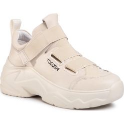Sneakersy TOGOSHI - TG-19-04-000186 103. Brązowe półbuty damskie Togoshi, ze skóry. W wyprzedaży za 399,00 zł.