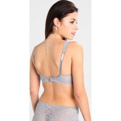 Biustonosze bardotka: Hanro MOMENTS SOFT BRA Biustonosz z trójkątną miseczką lilac grey