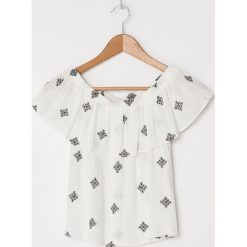 Bluzka off shoulder z falbanką - Kremowy. Białe bluzki damskie House, xl, bez wzorów, z falbankami, bez rękawów. W wyprzedaży za 19,99 zł.