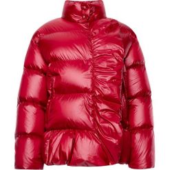 Kurtka puchowa Red Valentino SR0CNA25. Czerwone kurtki damskie Red Valentino, bez wzorów, z puchu, bez kaptura. W wyprzedaży za 1499,00 zł.