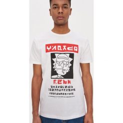 T-shirt z nadrukiem Rick and Morty - Biały. Białe t-shirty męskie House, s, z nadrukiem, bez kołnierzyka. Za 49,99 zł.