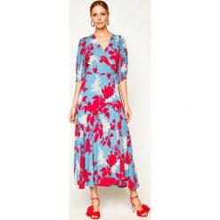 Sukienka codzienna Calvin Klein Prt ¾ Slv Wrap K20K201954. Niebieskie sukienki damskie Calvin Klein, na co dzień, bez wzorów, z wiskozy, bez kołnierzyka, bez rękawów, proste. W wyprzedaży za 629,00 zł.