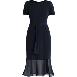 Swing Sukienka z dżerseju dark blue. Niebieskie sukienki z falbanami marki Swing, z dżerseju. Za 459,00 zł.