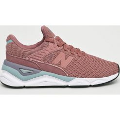 New Balance - Buty WSX90CLC. Różowe buty sportowe damskie New Balance, bez wzorów, z materiału, sportowe. W wyprzedaży za 219,90 zł.