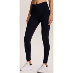 Granatowe Legginsy Fyrelvia. Niebieskie legginsy damskie Renee, s, bez wzorów. Za 69,99 zł.