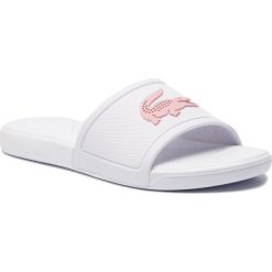 Klapki LACOSTE - L.30 Slide 119 2 Cuj 7-37CUJ00111Y9 White/Light Pink. Białe klapki damskie Lacoste, bez wzorów, z tworzywa sztucznego, bez obcasa. W wyprzedaży za 149,00 zł.