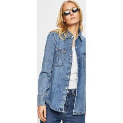Calvin Klein Jeans - Koszula. Niebieskie bluzki damskie Calvin Klein Jeans, na co dzień, s, bez wzorów, z bawełny, klasyczne, z klasycznym kołnierzykiem, z długim rękawem. W wyprzedaży za 319,90 zł.